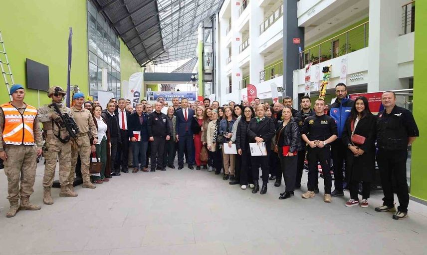 Eskişehir'de mahalleden başlayan afet hazırlığına belge töreni