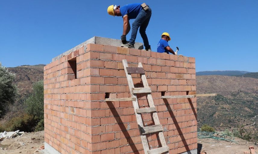 Tasarrufla güçlenen hizmet: Bozdoğan'da dört mahallede sosyal tesis yenileme çalışması