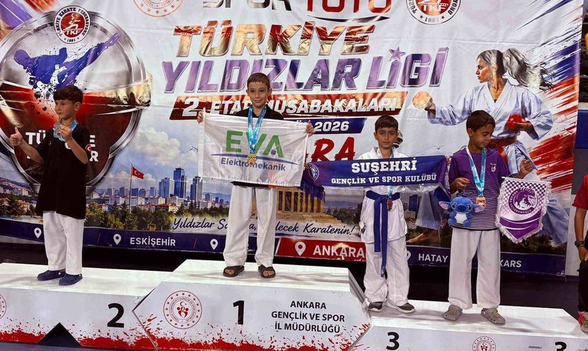 Sivaslı karateciler Ankara'da 2 altın 1 gümüş 3 bronzla döndü