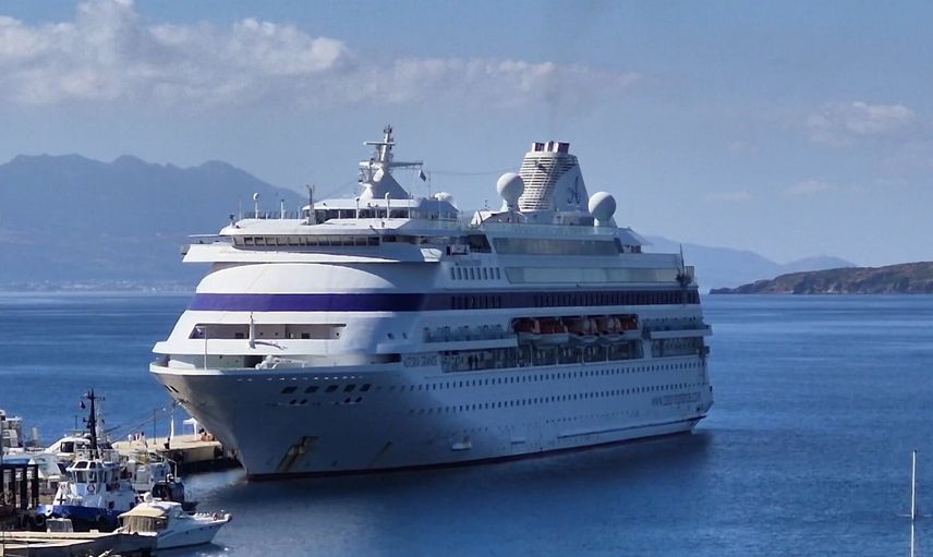 Bodrum'da kruvaziyer hareketliliği: Astoria Grande 447 yolcuyla limanda