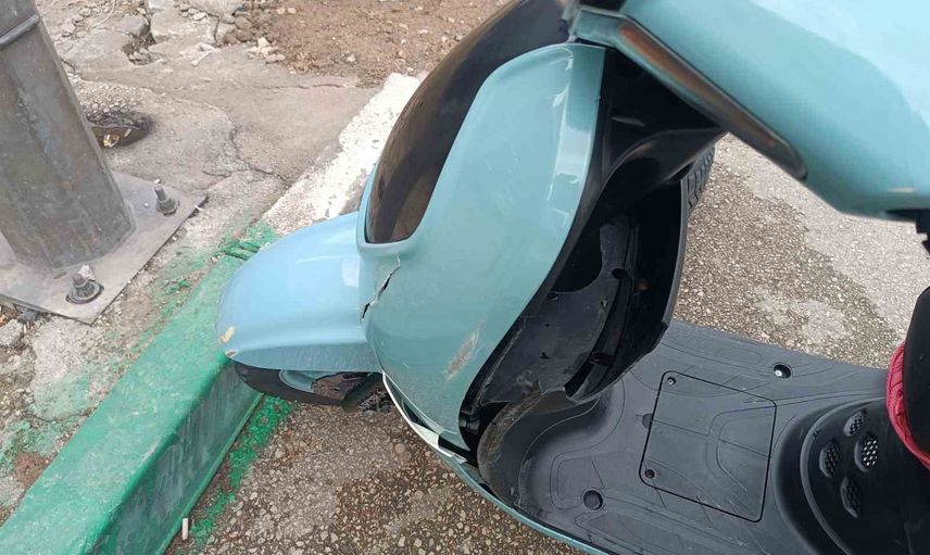 Bursa'da motosiklet yayaya çarptı, iki kişi metrelerce sürüklendi