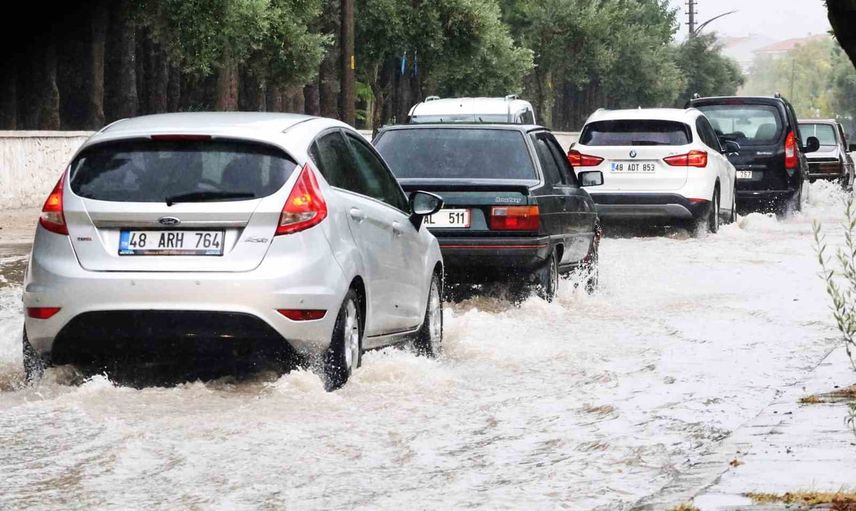 Muğla için kuvvetli gök gürültülü sağanak uyarısı