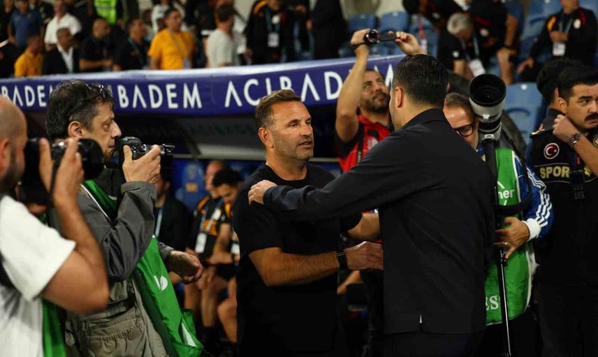 İlk 15 dakika golsüz geçti: Başakşehir ile Galatasaray eşitlikte