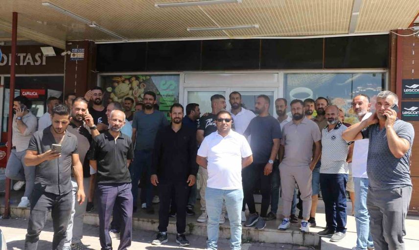 Kepez'de karşılıksız çek iddiası: 493 koçanla milyarlık araç ve gayrimenkul edinimi