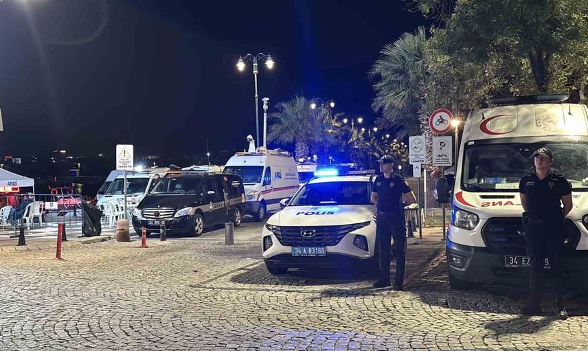 Silivri açıklarında gece boyu süren kesintisiz arama kurtarma çalışmaları