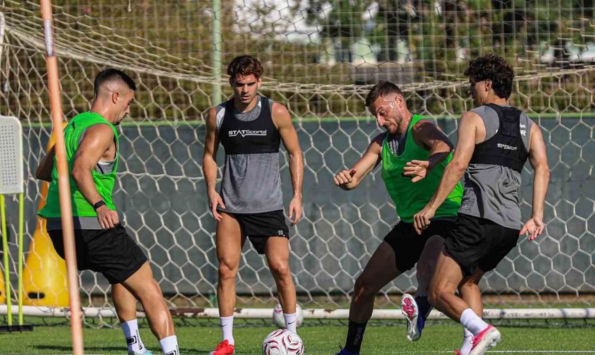 Alanyaspor Rize deplasmanına taktik ve koordinasyonla hazırlandı