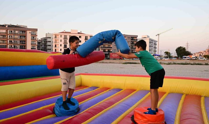 Manisa'da mahalle şenlikleriyle sosyal yaşam canlandı