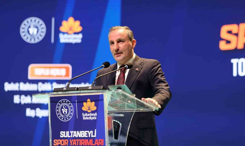 Sultanbeyli'de gençliğe yatırım: toplu spor tesisleri açıldı, iki kompleksin temeli atıldı