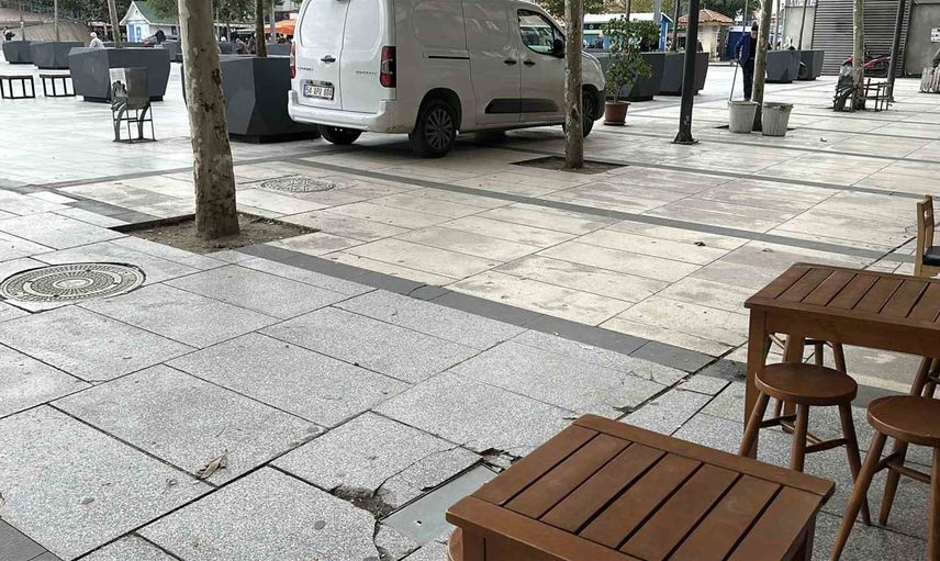 Adapazarı'nda çay ocağı çıkışı sonrası genç kıza saldırı; şüpheli vatandaşlarca etkisiz hale getirildi