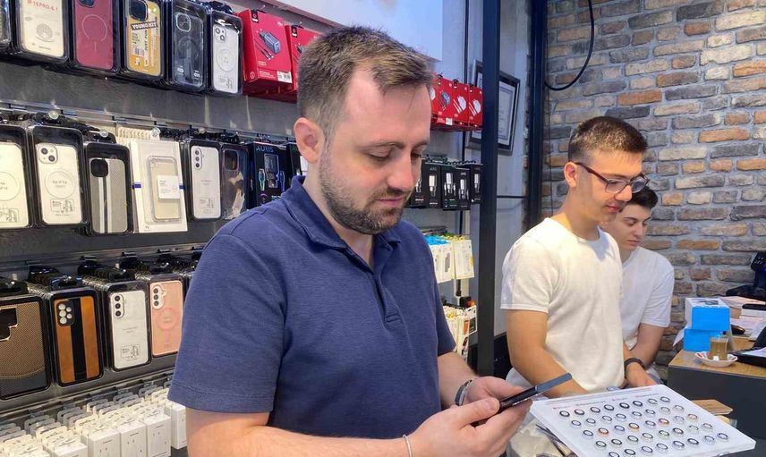 Telefonların yaz sıcaklığında zarar görmesini önlemenin basit yolları