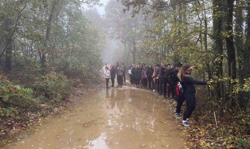 Cumhuriyet’in 103. yılı Mysia Yolları’nda 8 km yürüyüşle kutlandı