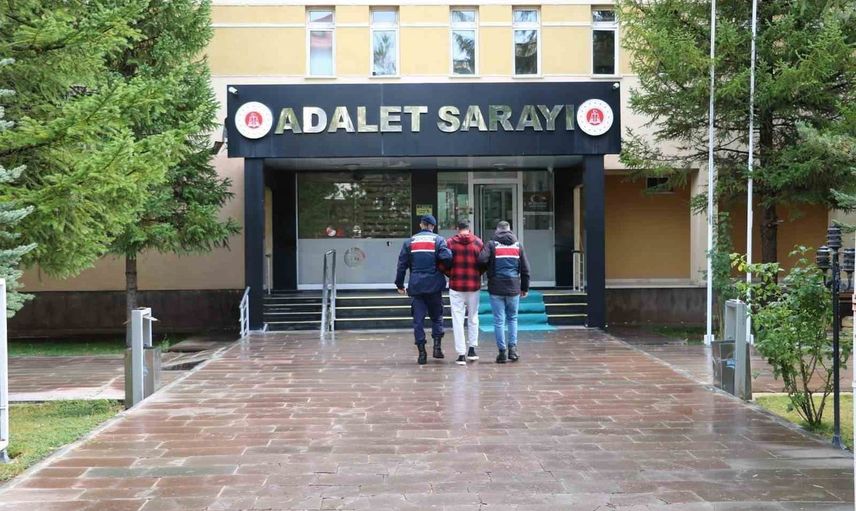 Bayburt'ta uyuşturucu ticaretinden kesinleşmiş cezası olan şüpheli yakalandı