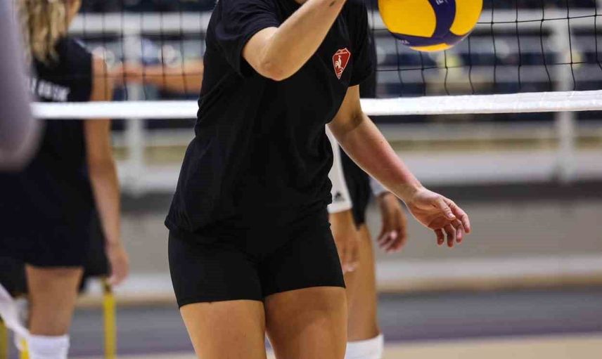 Denizli büyükşehir voleybolda hazırlıklara ilk adım