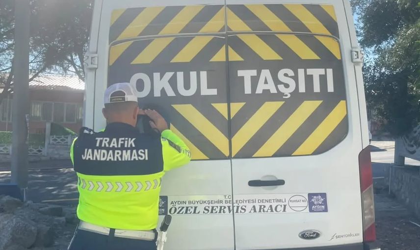 Kuyucak'ta gençlere yönelik trafik farkındalığı ve servis denetimi kampanyası