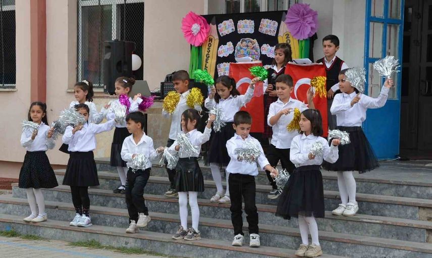 Patnos'ta ilköğretim haftası: geleceğe umutla bakan sınıflar