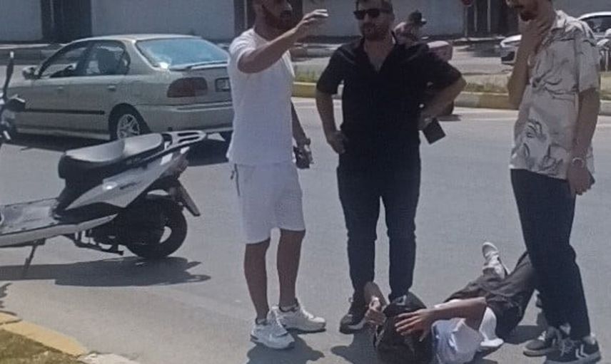 Sirenli itfaiyeye yol verirken yeşil ışığı görmedi, minibüsle çarpıştı