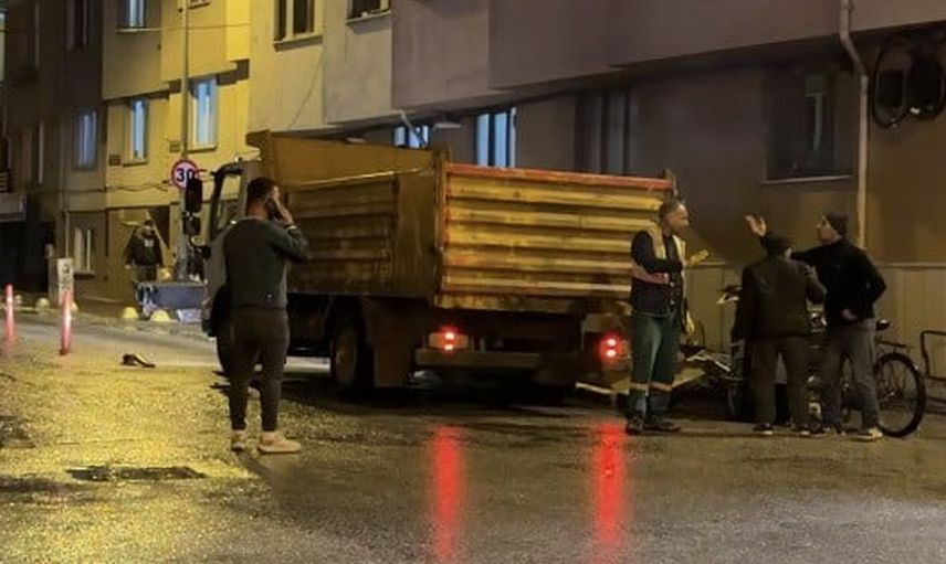 Atık mobilya yüzünden Yenibağlar'da gerginlik, polis müdahale etti