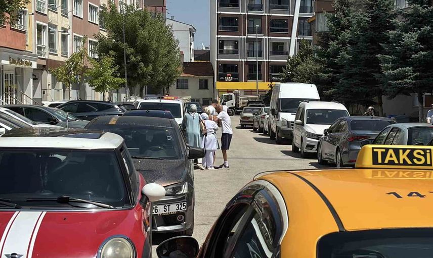 Kurabiye imalathanesinde iş kazası: genç işçinin eli bileğinden koptu