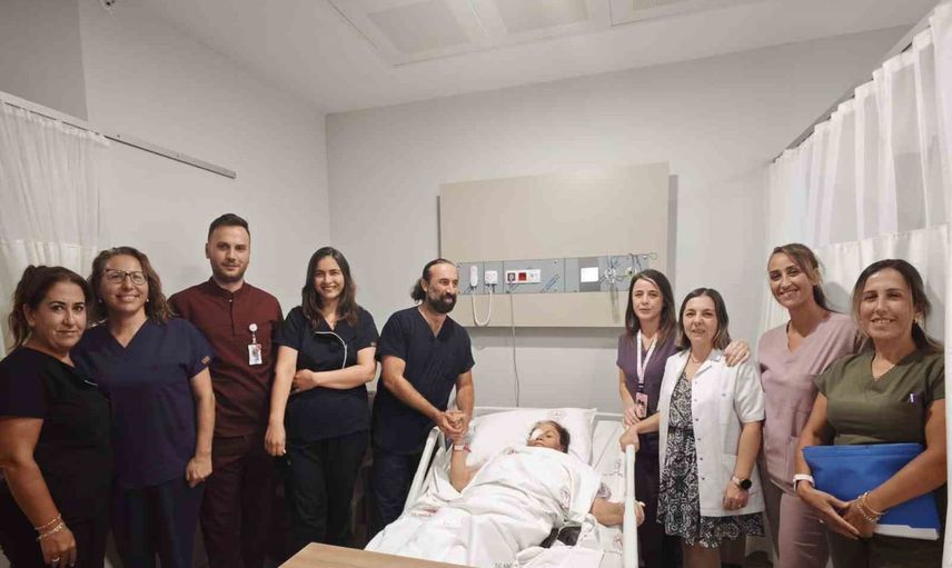 Marmaris'te katarakt hastalarına yerinde cerrahi imkanı