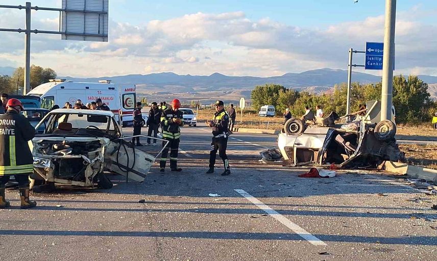 Çorum'da trafik kazasında ağır yaralanan 9 yaşındaki çocuk yaşamını yitirdi
