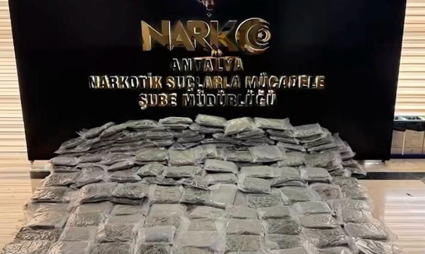 On günde 71 ilde eş zamanlı narkotik operasyonu: 2 ton 367 kilogram madde ve 4 milyon 34 bin 459 hap ele geçirildi