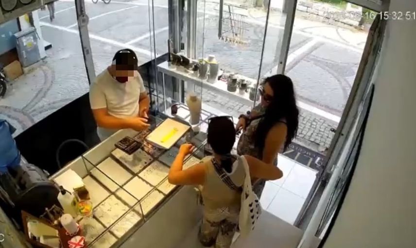 Edirne'de kamera kayıtları iki kadının 325 bin liralık soygununu ortaya koydu