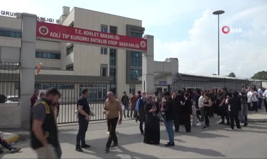 Antalya'da kadını öldürüp hesabından 17 bin lira aktardığı iddiasıyla Konya'da teslim oldu