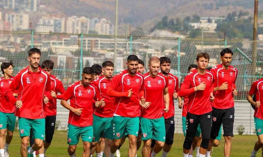 Karşıyaka genç gücüyle Bolu'da sürpriz peşinde