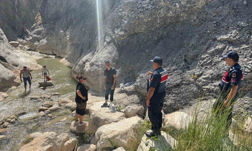 Harmankaya Kanyonu'nda ziyaretçilere güvenlik uyarısı: yangın ve boğulma riskine dikkat