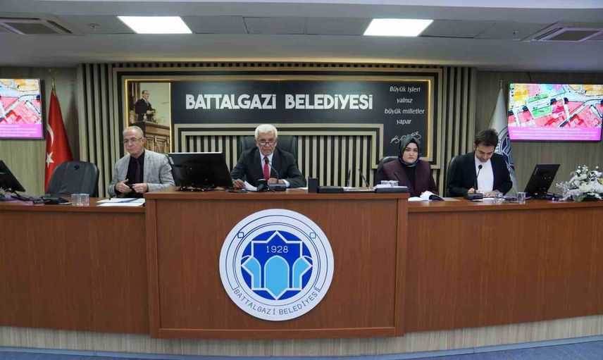 Battalgazi’de mahalle mahalle ulaşım için kapsamlı yol seferberliği