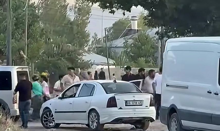 Muradiye'de misafir aileler arasında çıkan arbede: beş yaralı