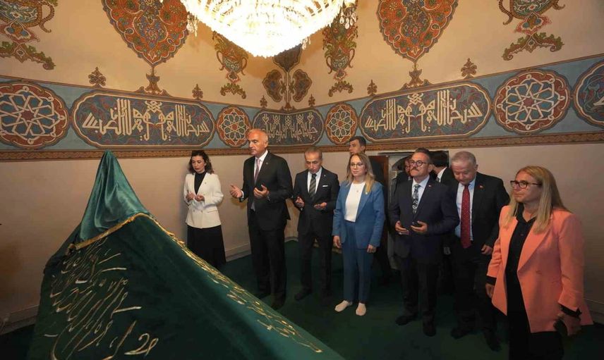 Hacı Bektaş Veli mirası insanlığa reçete sunuyor: bir olalım, iri olalım, diri olalım