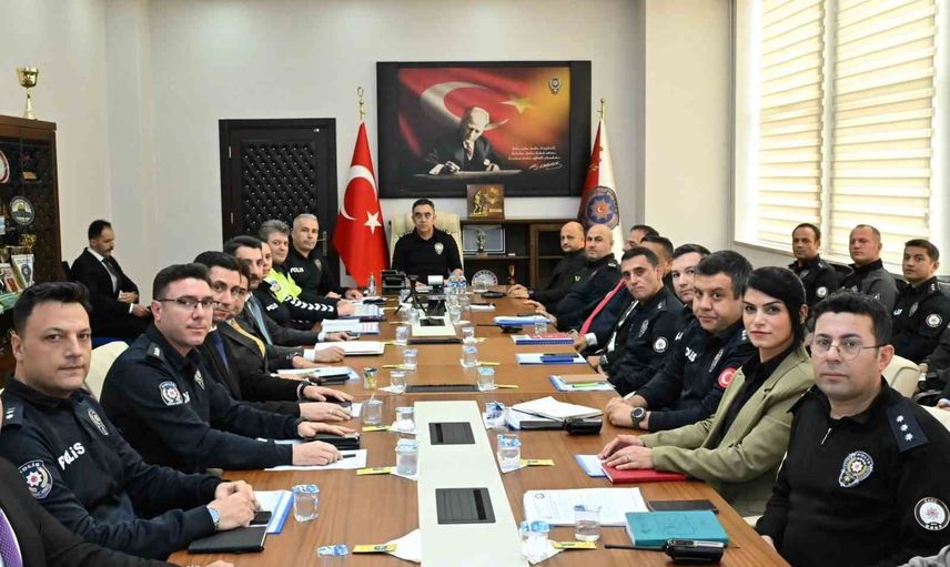 Kars'ta yeni dönem öncesi okul güvenliği için kapsamlı koordinasyon