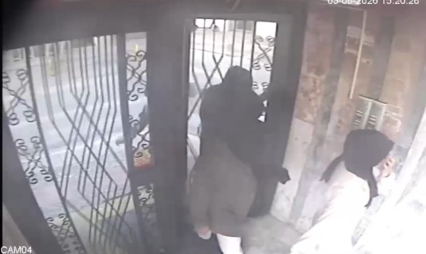 Eskişehir'de iki evden ziynet eşyası çalan üç kişi cezaevine gönderildi