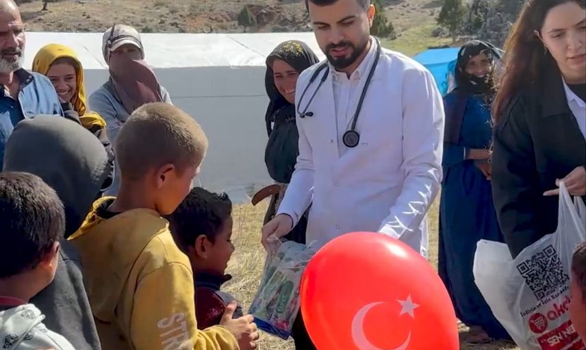 Derebucak'ta tarlada sağlık: mevsimlik işçilere yerinde koruyucu hizmet