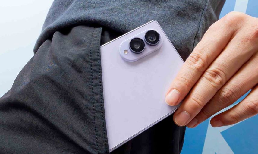Samsung katlanabilirlerde güveni 100'den fazla testle pekiştiriyor