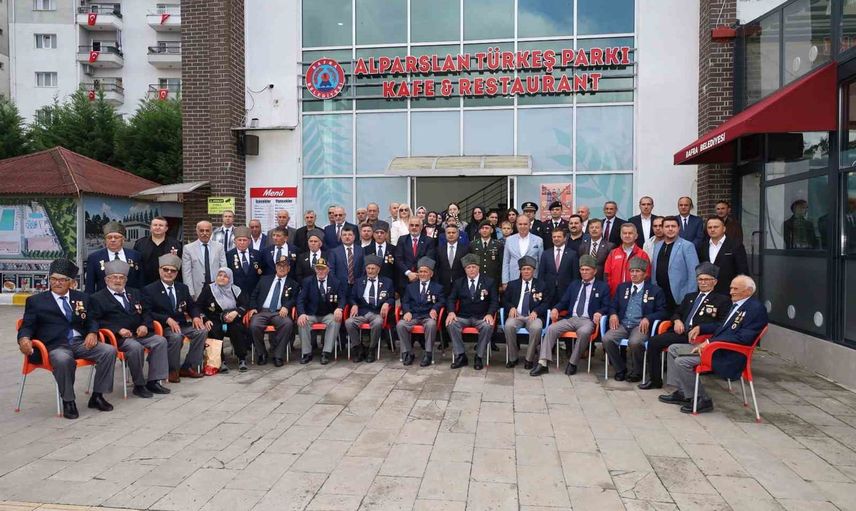 Bafra'da gazilere vefa buluşması