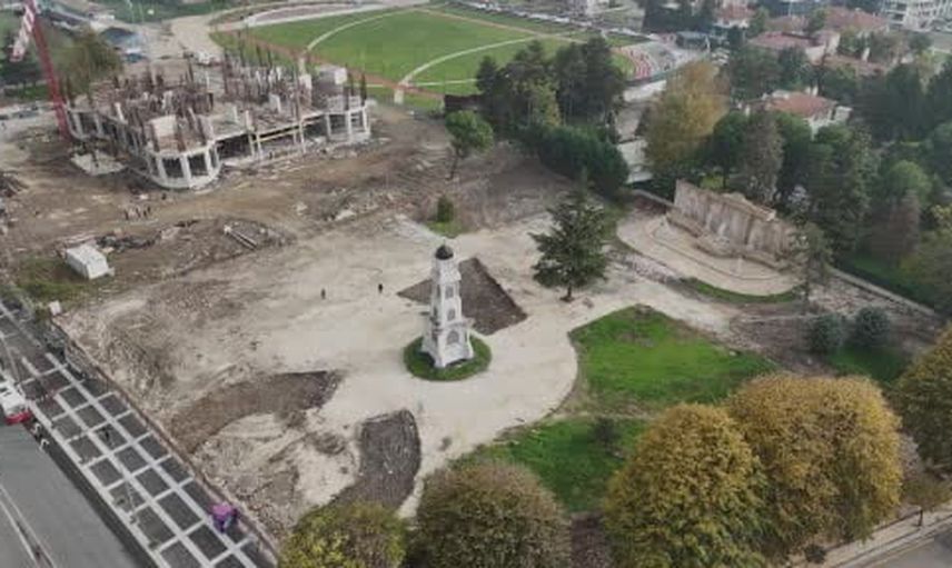 Düzce merkezinde Anıt Eser çevresine bütüncül 46 dönümlük kent parkı yükseliyor