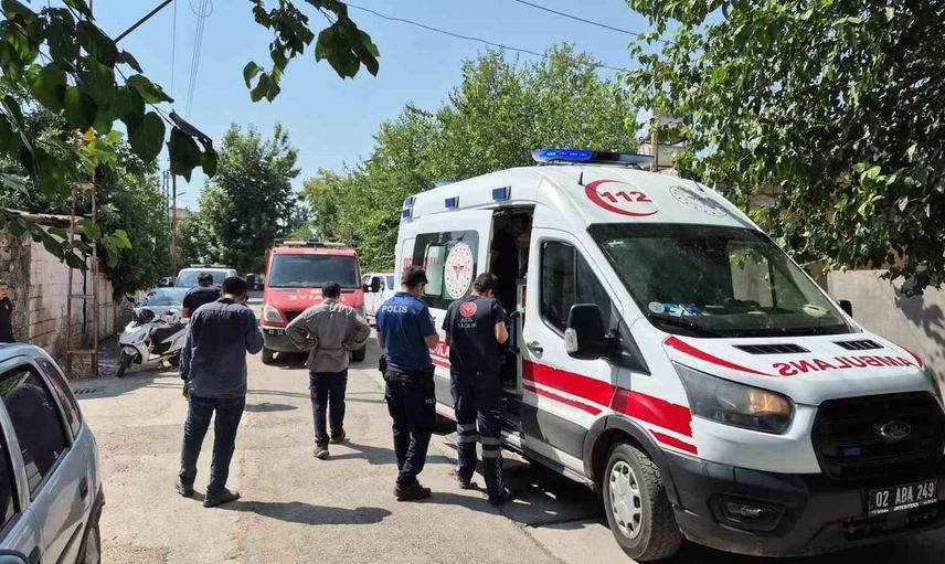 Yıkım sırasında duvar çöktü: Adıyaman'da işçi yaralandı