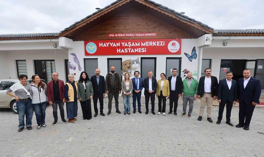 Yunusemre'den patili dostlar için Manisa Hayvan Yaşam Merkezi'ne ortak adım