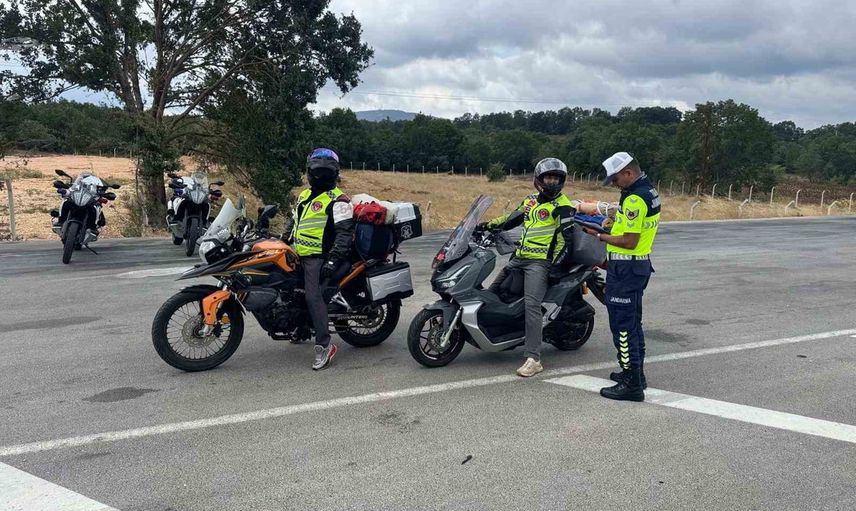 Gölpark'ta motosiklet denetimi: sürücülere ekipman ve trafik eğitimi