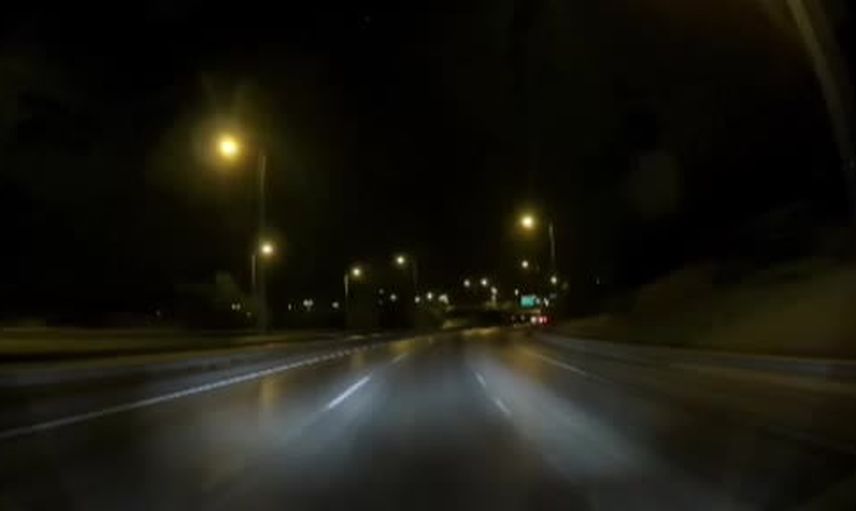 Otobüsün otoyolda geri manevrası tehlikeyi bir kez daha gösterdi