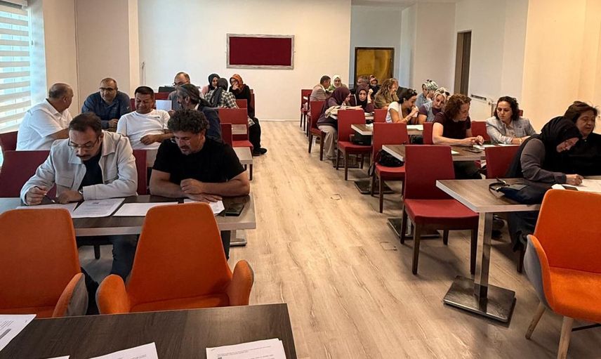 Atatürk Üniversitesi'nde kimya öğretmenlerine uygulamalı bilimin doğası modülü tanıtıldı
