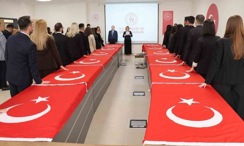 Aydın’da hizmet sürelerini tamamlayan personel memuriyete yeminle geçti