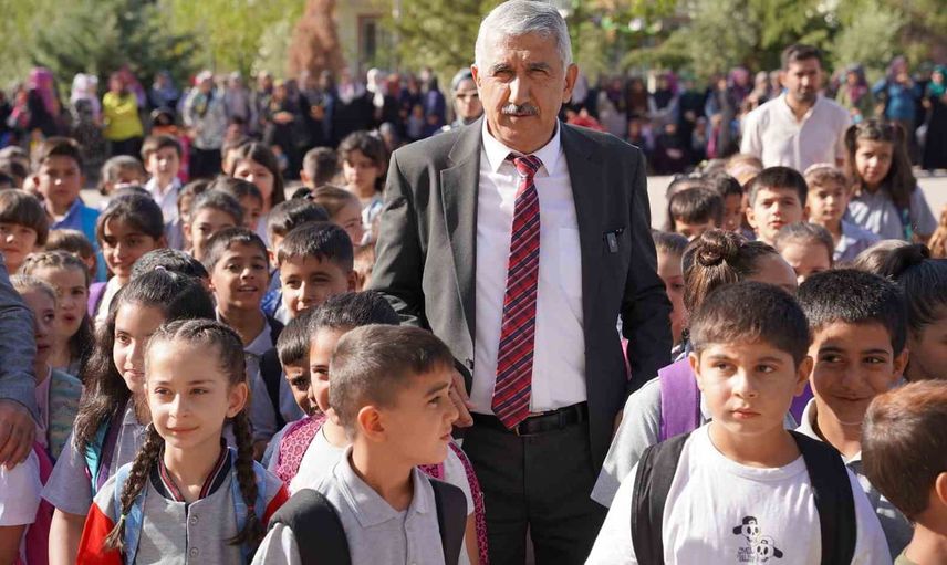 Kahta'da eğitime kararlı destek: belediye başkanı Hallaç'tan yeni dönem mesajı