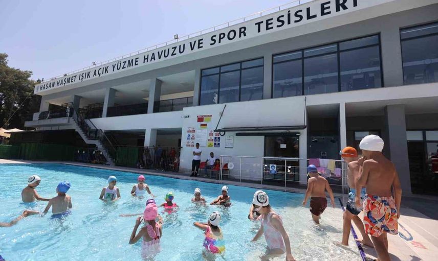 Kırsaldan gelen ilk kulaçlar: çocuklar yüzmeyle tanışıyor