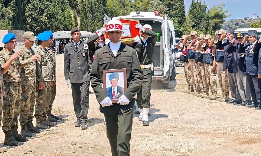 Balıklıdere'de veda: Kıbrıs gazisi Davut Gökaslan defnedildi