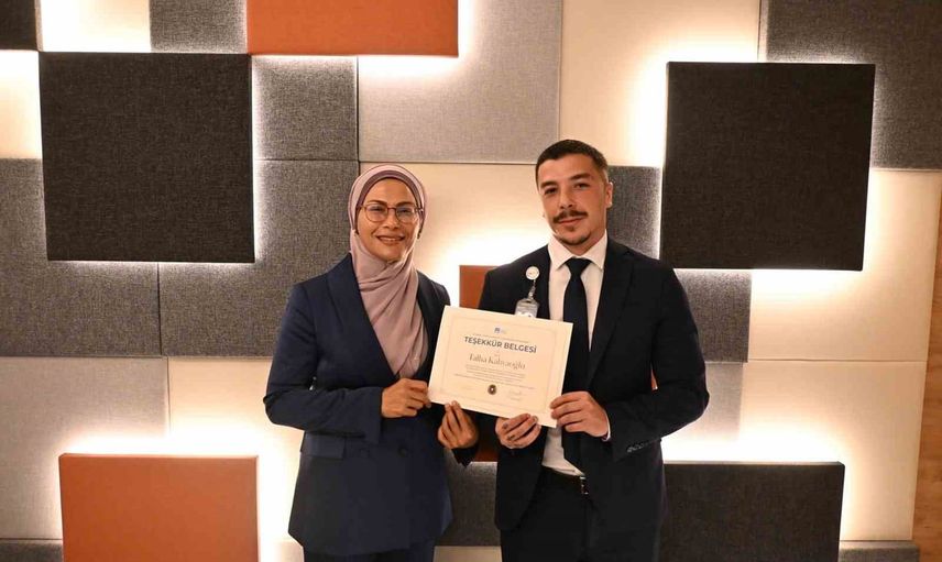 Havalimanında üç terminal memurunun soğukkanlı müdahalesi bebek hayatını kurtardı
