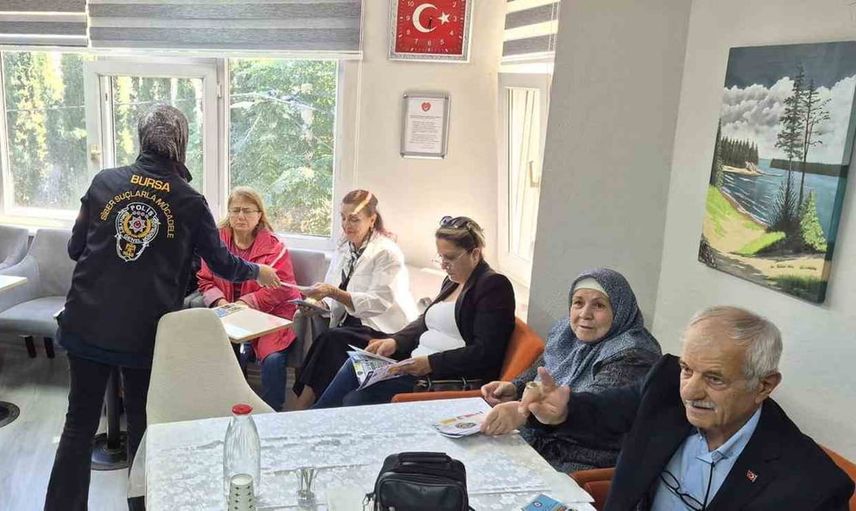 Emeklilere siber tehdide karşı farkındalık eğitimi Bursa'da