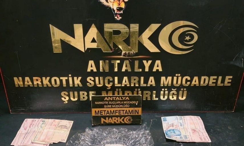 Antalya'da bir haftada 30 operasyonda kapsamlı uyuşturucu ele geçişi